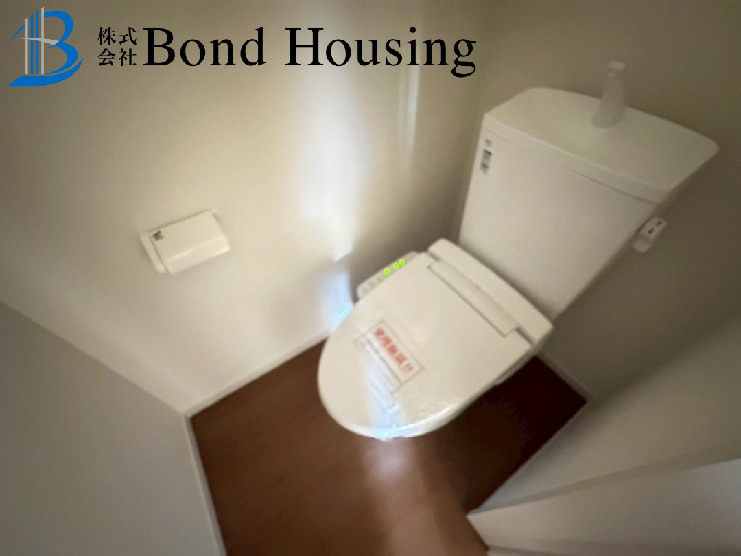 「5LDK」「並列2台駐車可」西岡10期 1号棟のトイレ