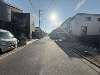 【前面道路含む現地写真】