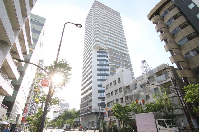 ブリリアタワー池袋Westの外観