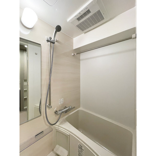 ブラウ戸越銀座テラスの浴室