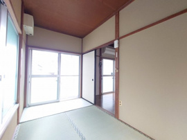 ゆったりとくつろげる和室です