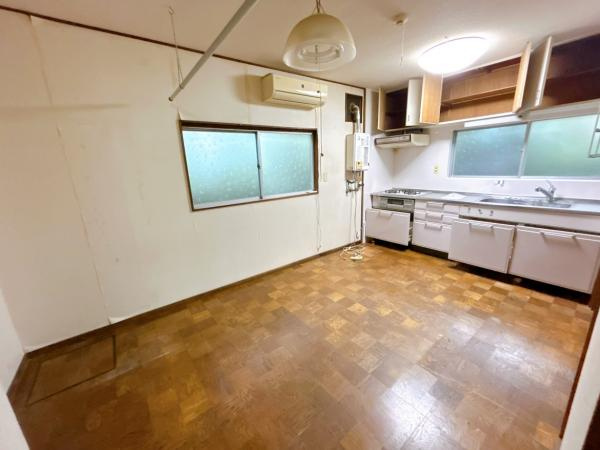 八戸市大字河原木字小田の玄関|リフォーム前