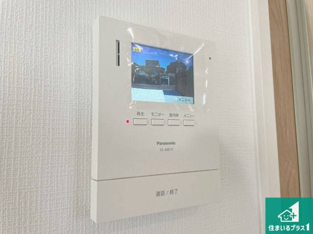 神戸市西区秋葉台　第2期　新築一戸建ての防犯設備|カラーモニターインターホン！声だけでなく来訪者の姿や顔がモニターで確認できるので、小さなお子様がいらっしゃるご家庭でも安心できます！