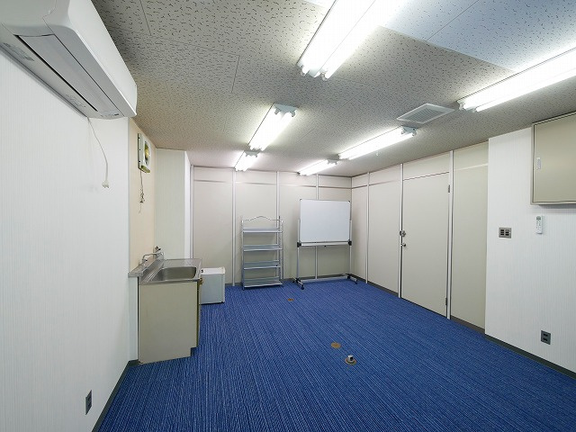 奈良タカタニビルの内装