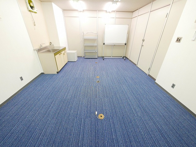 奈良タカタニビルの内装