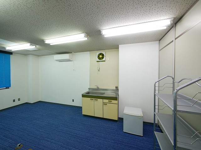 奈良タカタニビルの内装