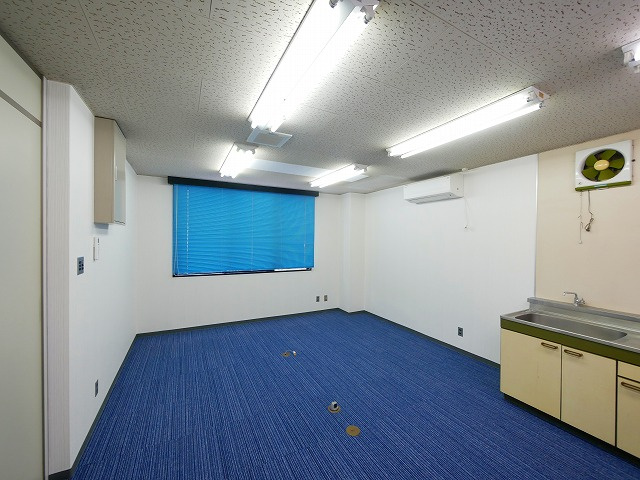 奈良タカタニビルの内装