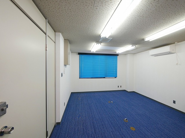 奈良タカタニビルの内装