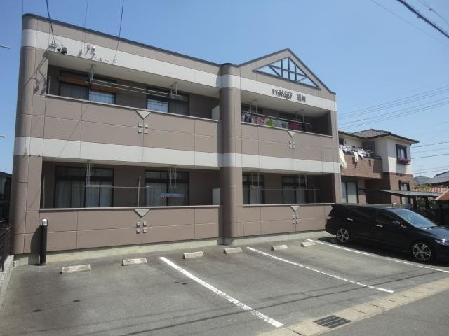 ヴィンテージ近崎の駐車場