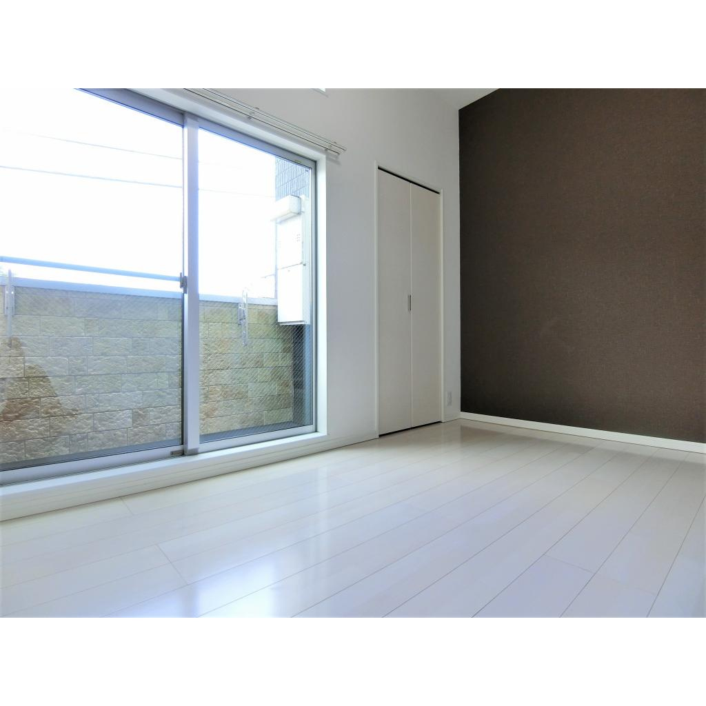 シェンヌ千葉中央の居間・リビング|洋室