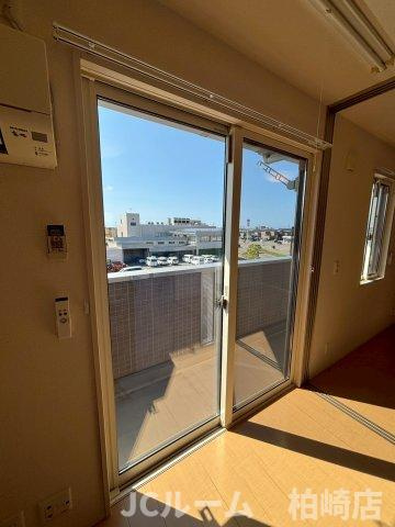 柏崎市茨目１丁目のアパートの内装