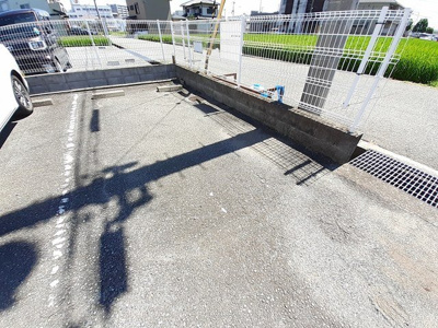 【駐車場】 | エスポワール鎌倉 | 駐車場です