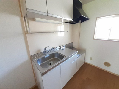 【キッチン】 | エスポワール鎌倉 | コンパクトなキッチンで掃除もラクラク