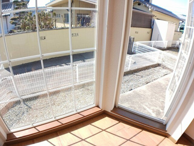 【庭】 | ロジュマン　ドゥ　クール | お庭も活用できます