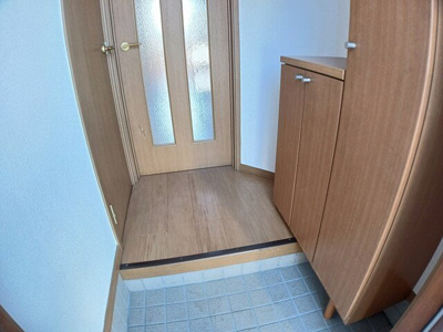 【玄関】 | ロジュマン　ドゥ　クール | 玄関です