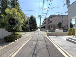 【前面道路含む現地写真】 | ご自宅から現地まで、当社スタッフがお車にて、「お迎え・お送り」をしております。ぜひお気軽にお問い合わせくださいませ♪2025年9月1日撮影
