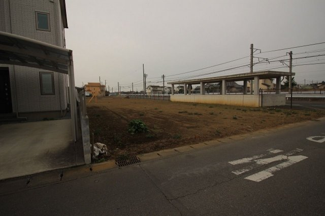 《分譲地》小山市東間々田１丁目　全2区画の前面道路含む現地写真|2020年2月撮影（区画A）