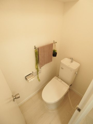 【トイレ】 | 越木岩ハイデンス | 落ち着いたトイレです