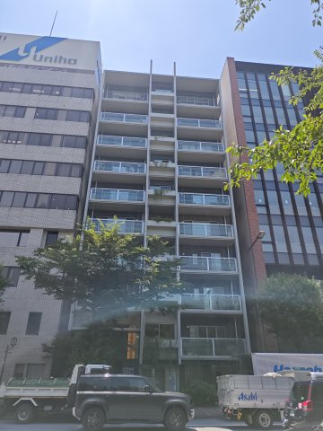 坂の上テラスの外観