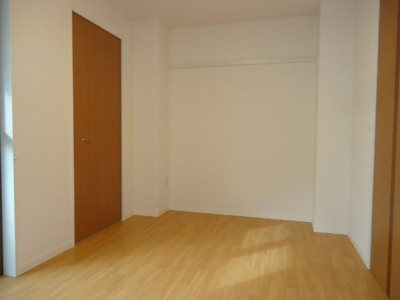 【内装】 | Alfine.S | 洋室