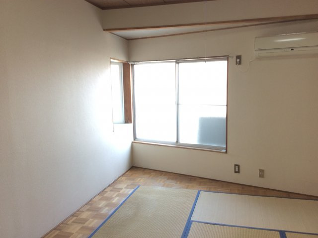 リーベ佐伯Iの寝室|ゆとりの広さです