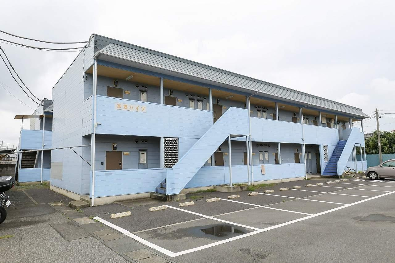 本郷ハイツの駐車場