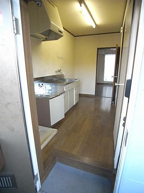 本郷ハイツの玄関|ガスコンロ設置可能