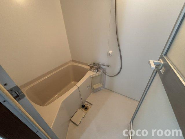 クレッセント江崎の浴室