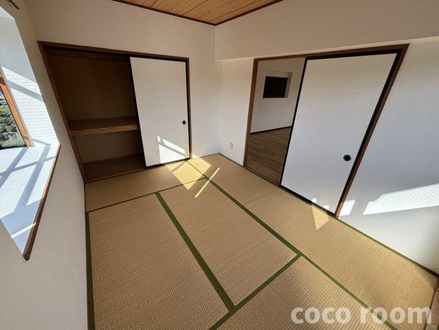 クレッセント江崎の和室