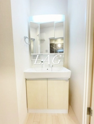 【洗面所】 | パラシアⅡ | 洗面台です。