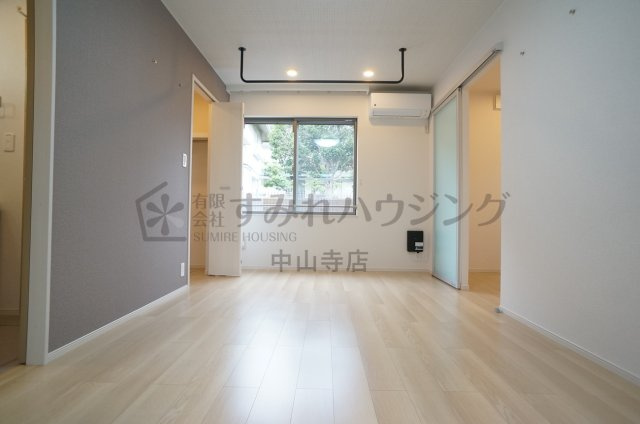 メゾン　グランシャンの居間・リビング