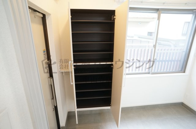 メゾン　グランシャンの玄関