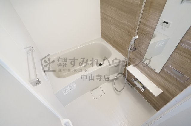 メゾン　グランシャンの浴室