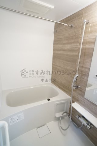 メゾン　グランシャンの浴室