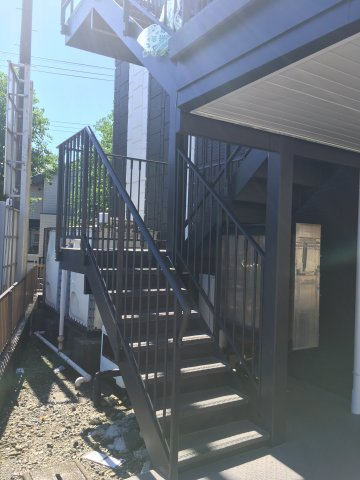 あるゾウパレス小松原町のエントランス|清潔なエントランスです