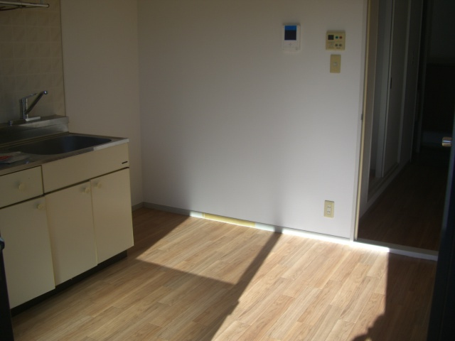 スクエアB棟の居間・リビング|ゆったり過ごせる居間です