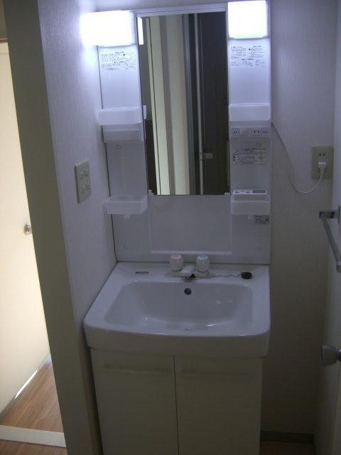 スクエアB棟の洗面所|洗面所です