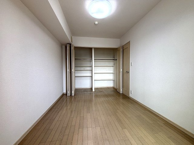 【洋室】 | ◇◆ランドステージ茅ヶ崎オーシャンビュー◆◇ | 全居室収納付きです！