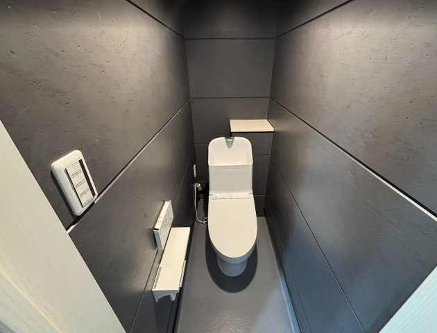 大阪市福島区吉野４丁目の店舗事務所のトイレ