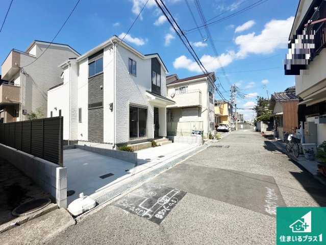 5日(土)6日(日)現地ご見学可能！ 西宮市浜町　全2邸の前面道路含む現地写真|周辺は閑静な住宅街！前面道路広々で車の出し入れも便利です。駐車が苦手な方でも安心して車庫入れできます！