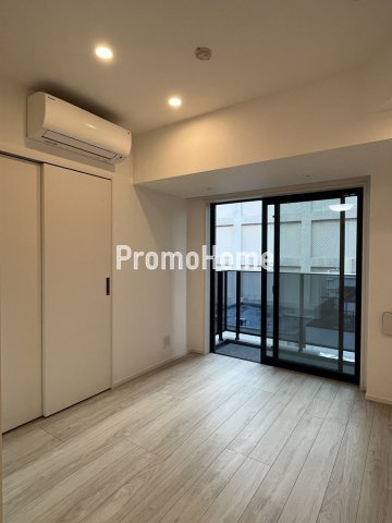 トラディス秋葉原の洋室