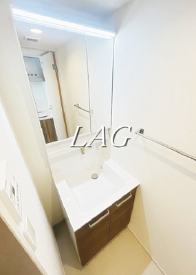 【洗面所】 | リブリ・梅島 | 洗面台です。