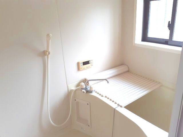 撫子ハイムの浴室|きれいなお風呂です