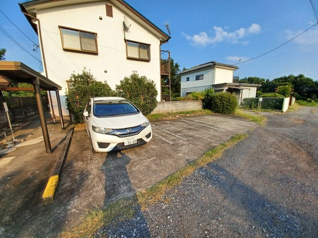 ブルーアイ羽尾の駐車場|駐車場です