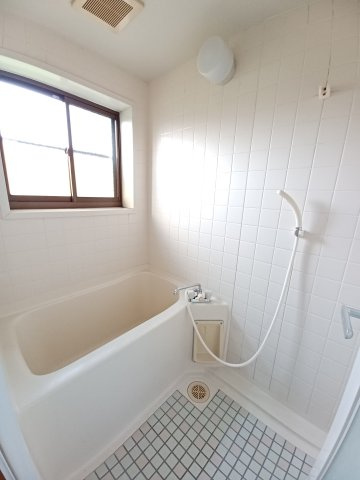 ブルーアイ羽尾の浴室|お風呂で日々の疲れを落としましょう