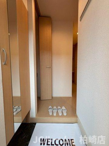 柏崎市豊町のアパートの玄関