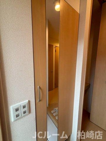 柏崎市豊町のアパートの収納