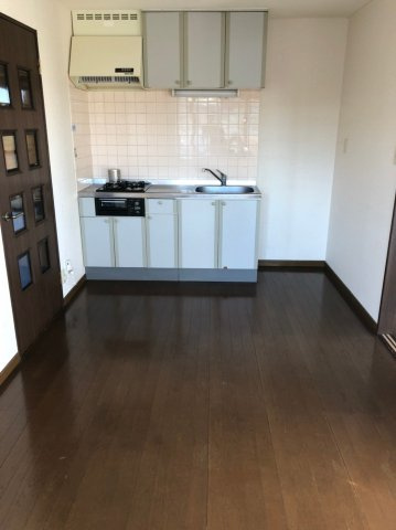 アルムクイーン森林公園の居間・リビング|おしゃれなリビングです