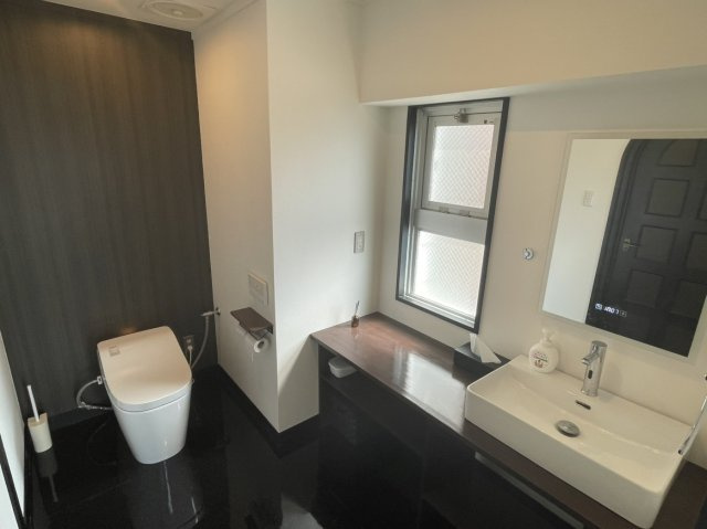 ロイヤルカーサ黒岩の洗面所|2021年7月ごろリフォーム済みの洗面所です！