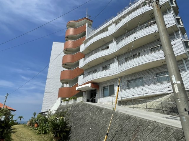 ロイヤルカーサ黒岩